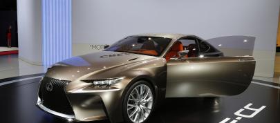 Lexus LF-CC Paris (2012) - picture 4 of 10