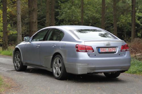 Lexus LF-Gh Concept Spy (2011) - picture 1 of 9