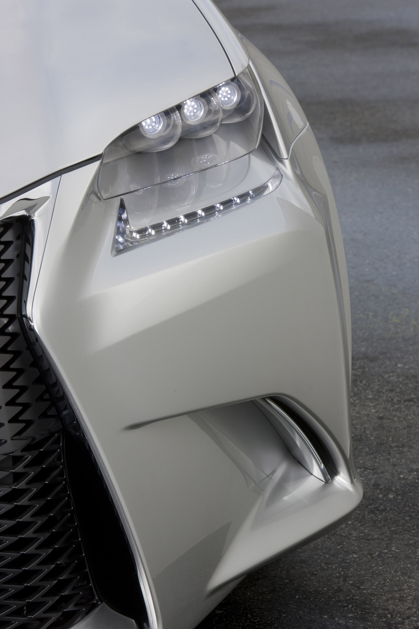 Lexus LF-Gh Hybrid Concept (teaser)