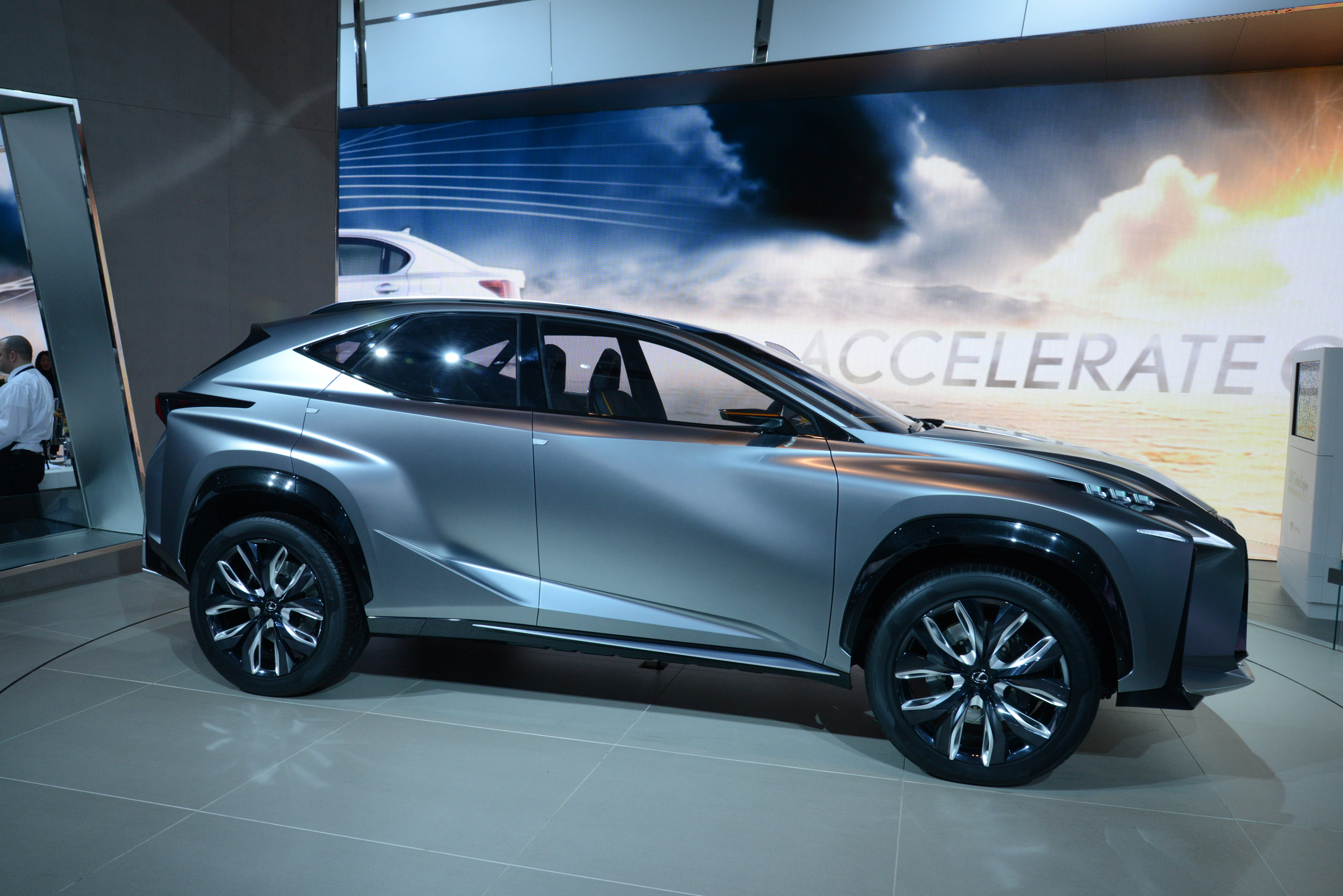 Lexus LF-NX Detroit