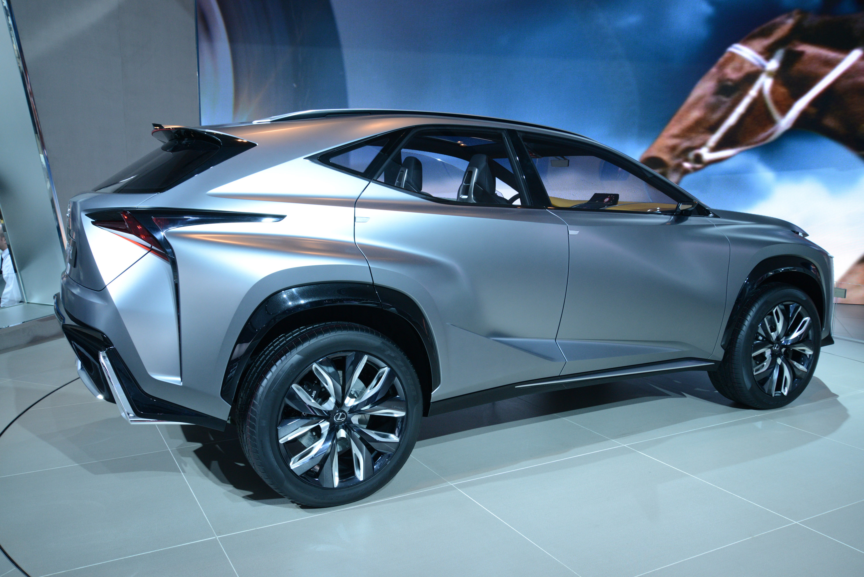 Lexus LF-NX Detroit