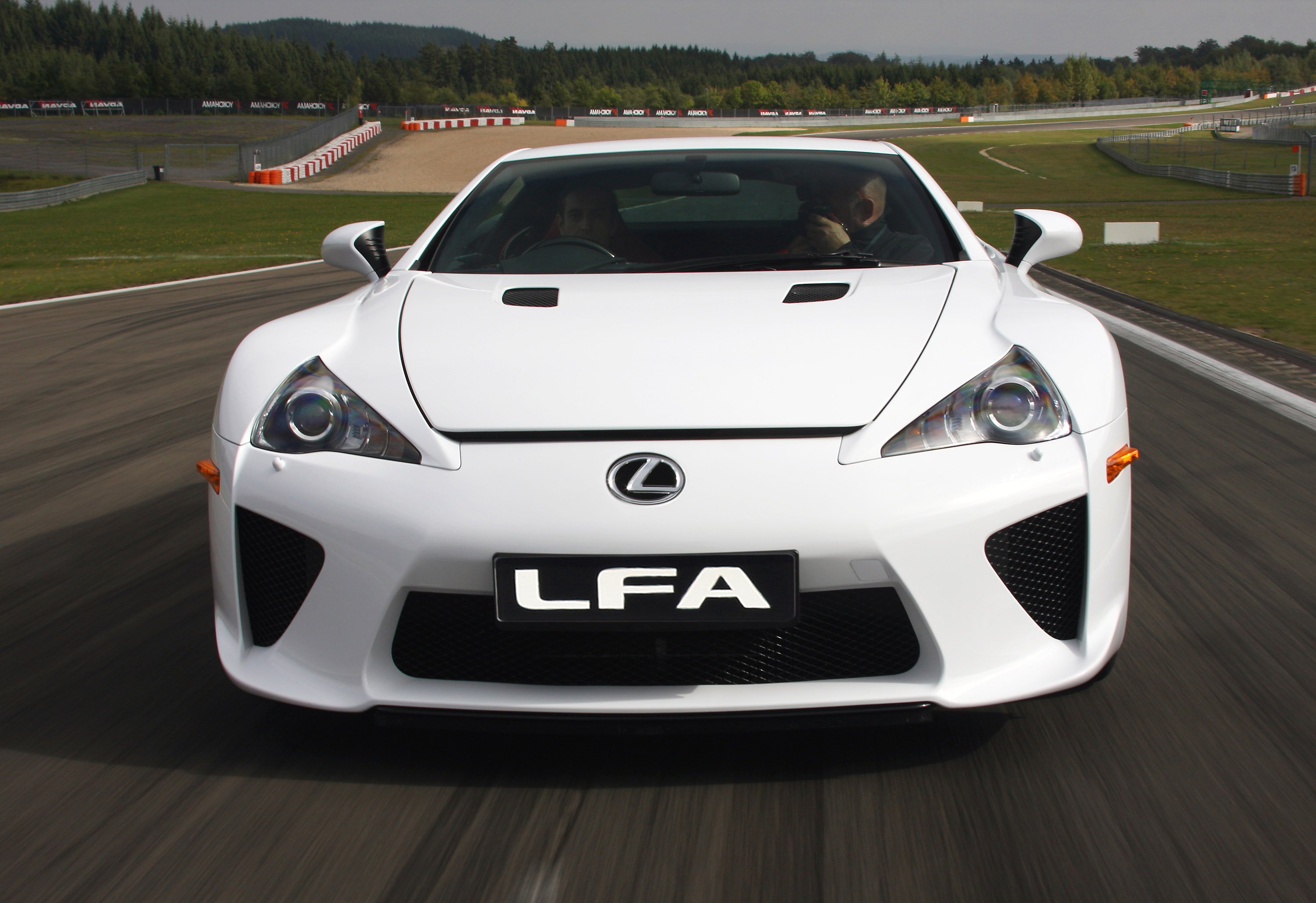 Lexus LFA