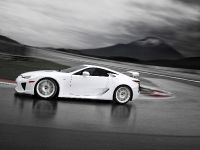 Lexus LFA (2011) - picture 2 of 27
