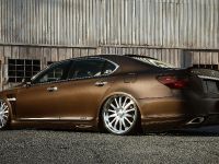 Lexus LS 600h L VIP Auto Salon (2010) - picture 1 of 3