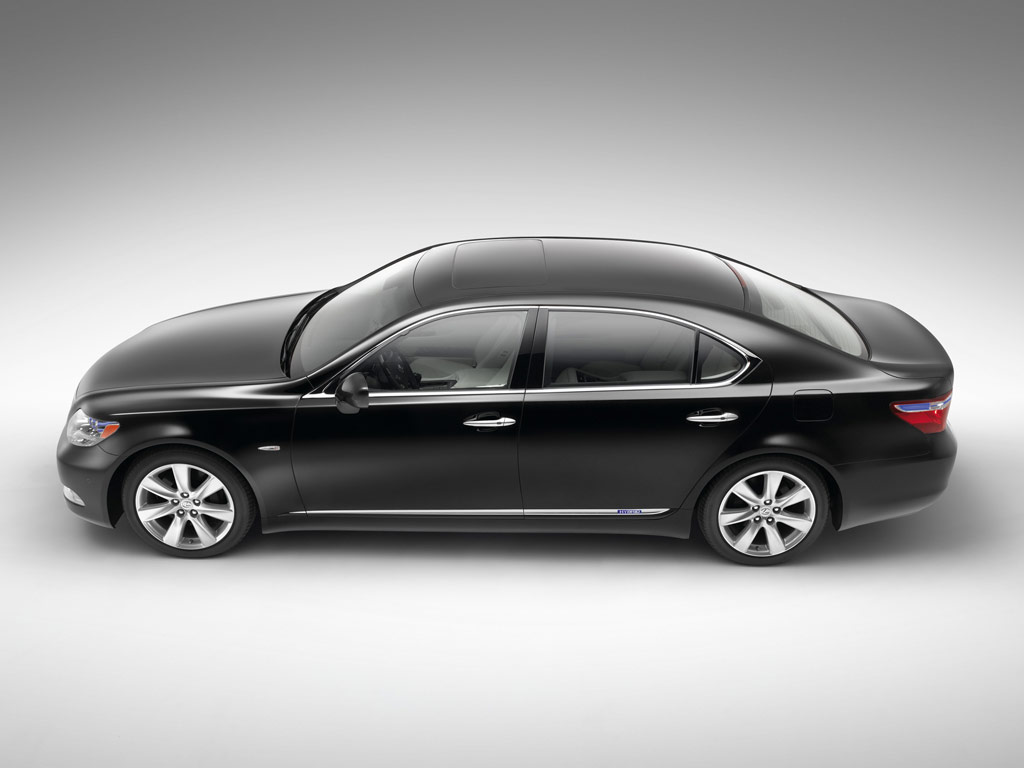 Lexus LS 600h