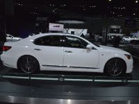 Lexus LS F Sport Los Angeles (2012) - picture 2 of 4