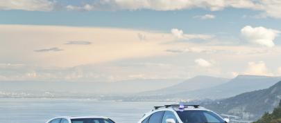 Lexus Police Hi-Vis Hybrids (2014) - picture 4 of 5