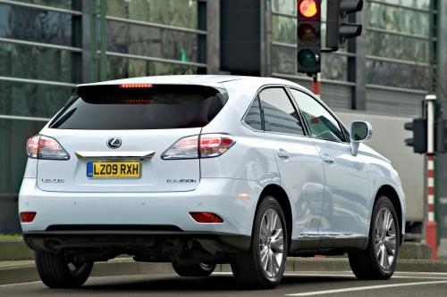 Lexus RX 450h (2010) - picture 8 of 13