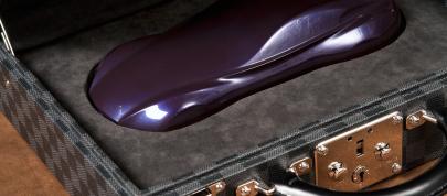 Limited Edition Infiniti Essence Sculpture (2010) - picture 4 of 4