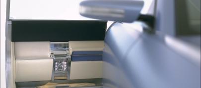 Lincoln Continental Concept (2002) - picture 20 of 23