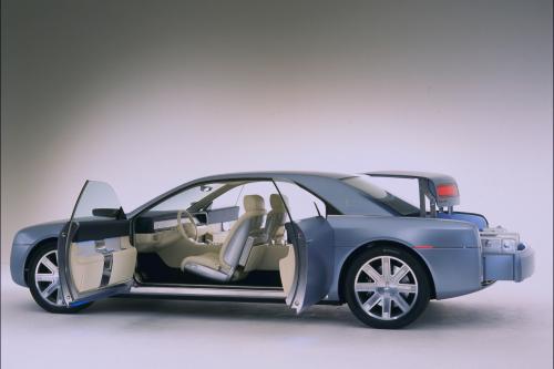 Lincoln Continental Concept (2002) - picture 8 of 23