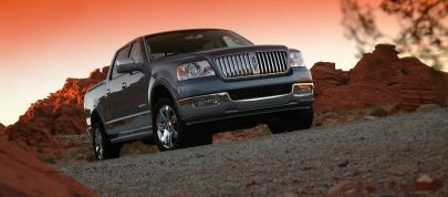 Lincoln Mark LT Concept (2006) - picture 12 of 43