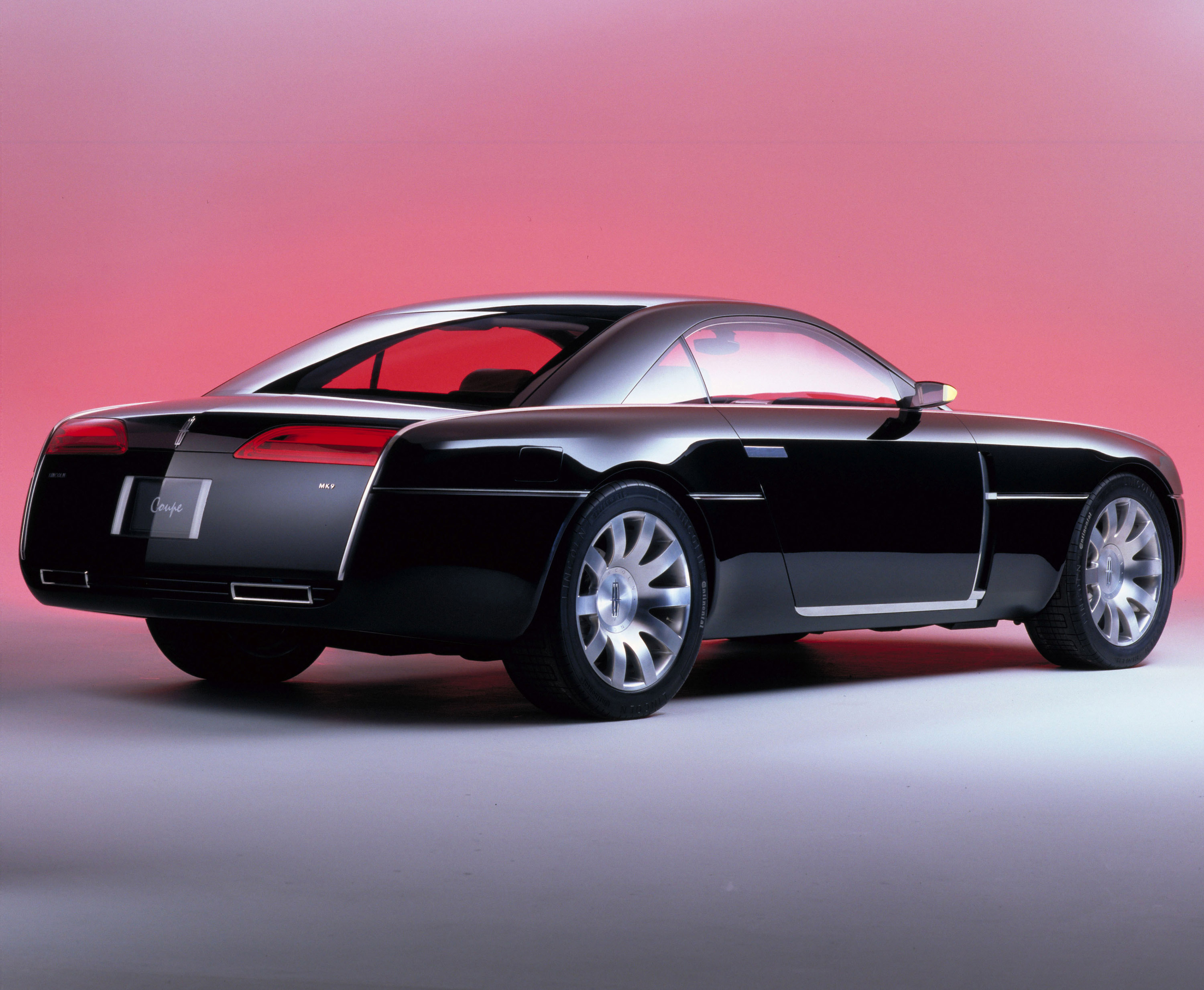 Lincoln MK 9 Concept