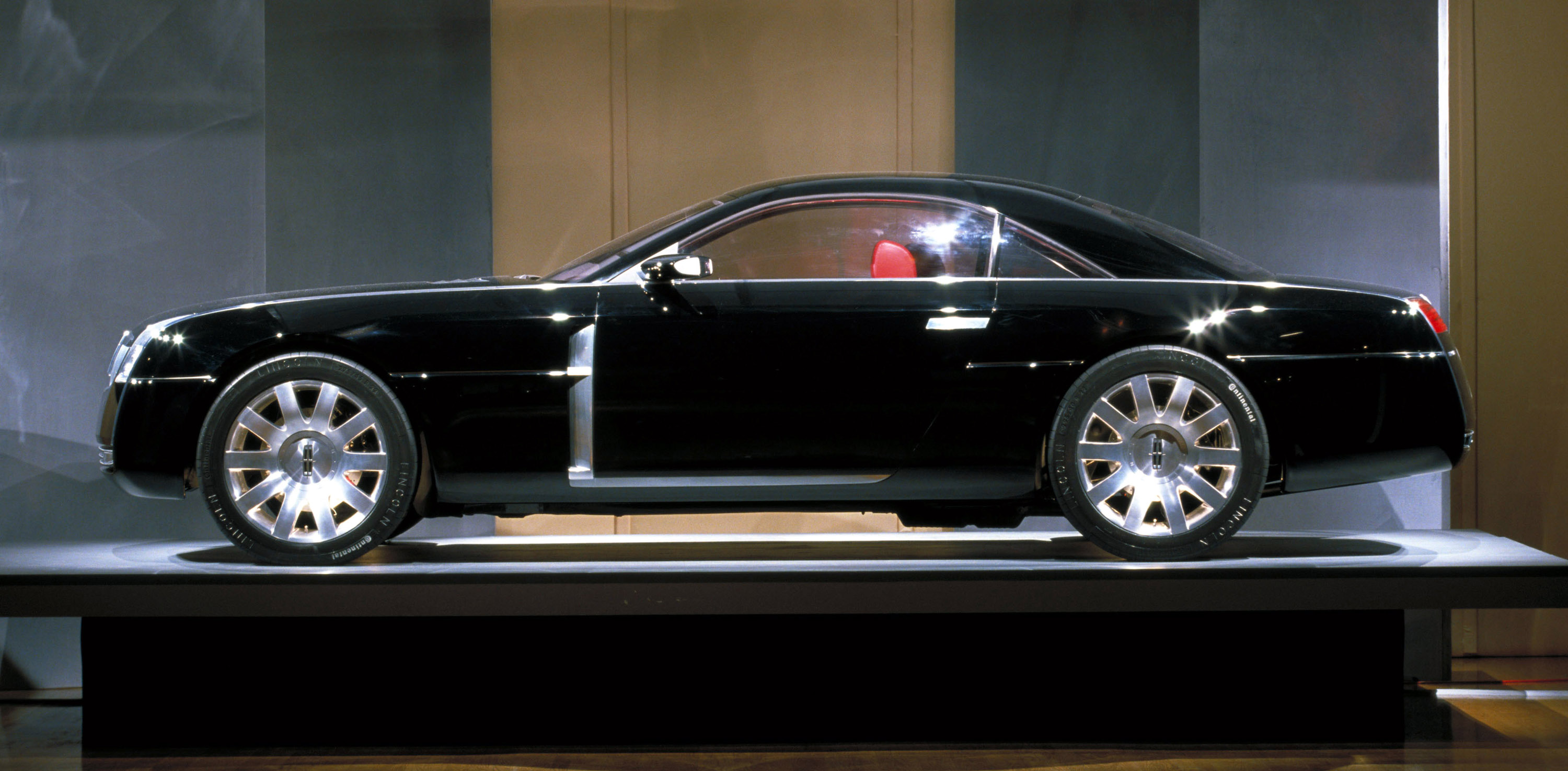 Lincoln MK 9 Concept