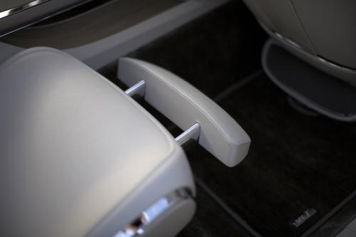 Lincoln MK 9 Concept (2001) - picture 49 of 77