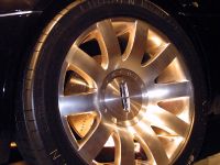 Lincoln MK 9 Concept (2001)