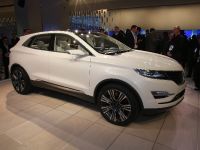 Lincoln MKC Concept Detroit (2013) - picture 2 of 4