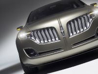Lincoln MKT Concept (2009) - picture 3 of 17