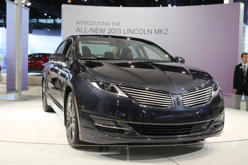 Lincoln MKZ Chicago (2013) - picture 1 of 2