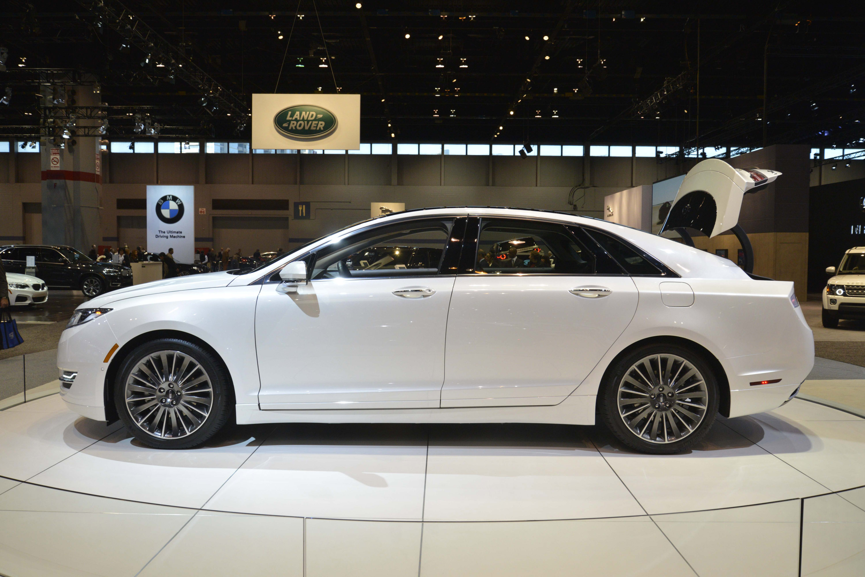 Lincoln MKZ Chicago