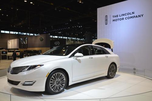 Lincoln MKZ Chicago (2015) - picture 1 of 3