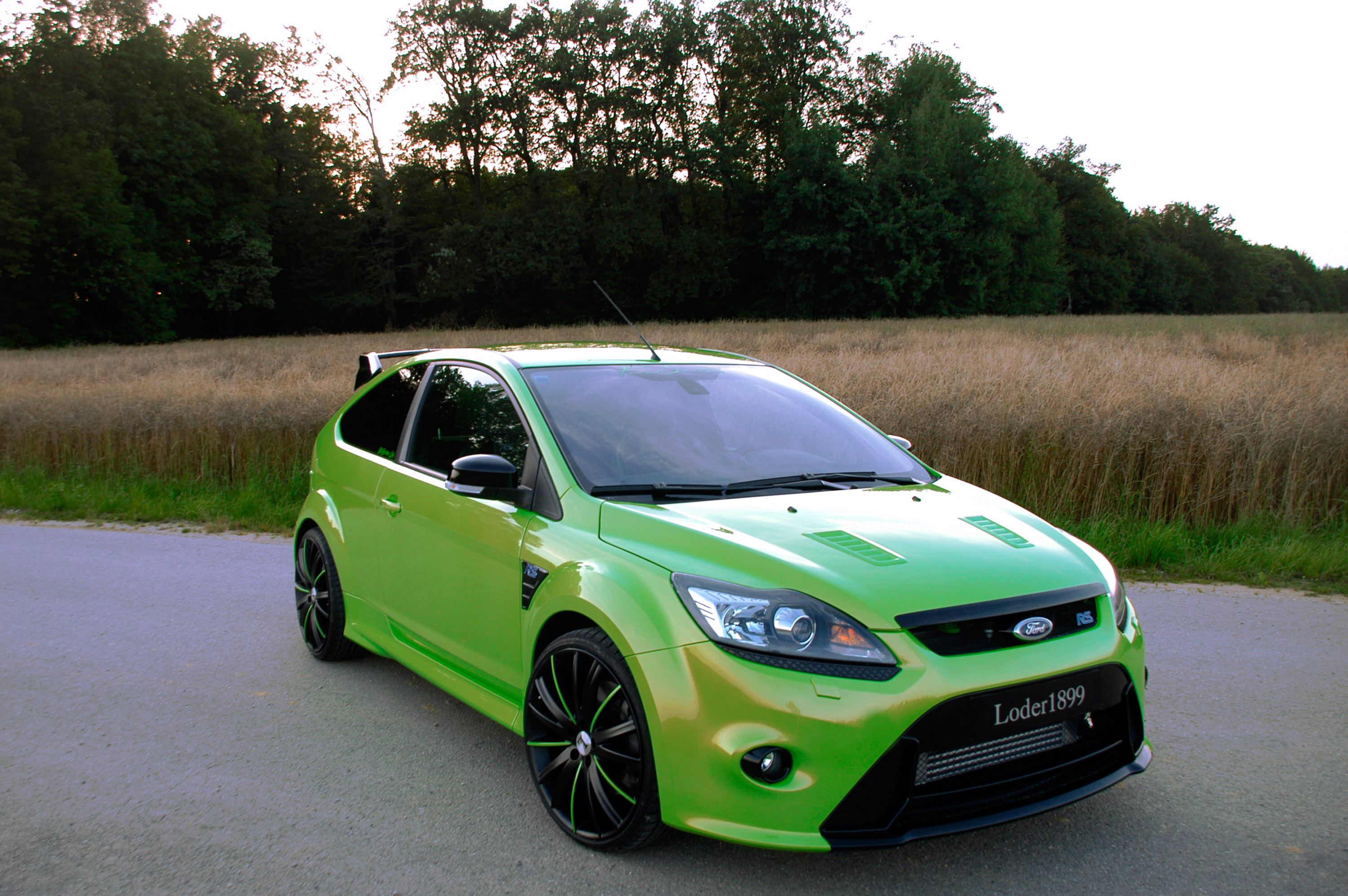 Loder1899 Ford Focus RS