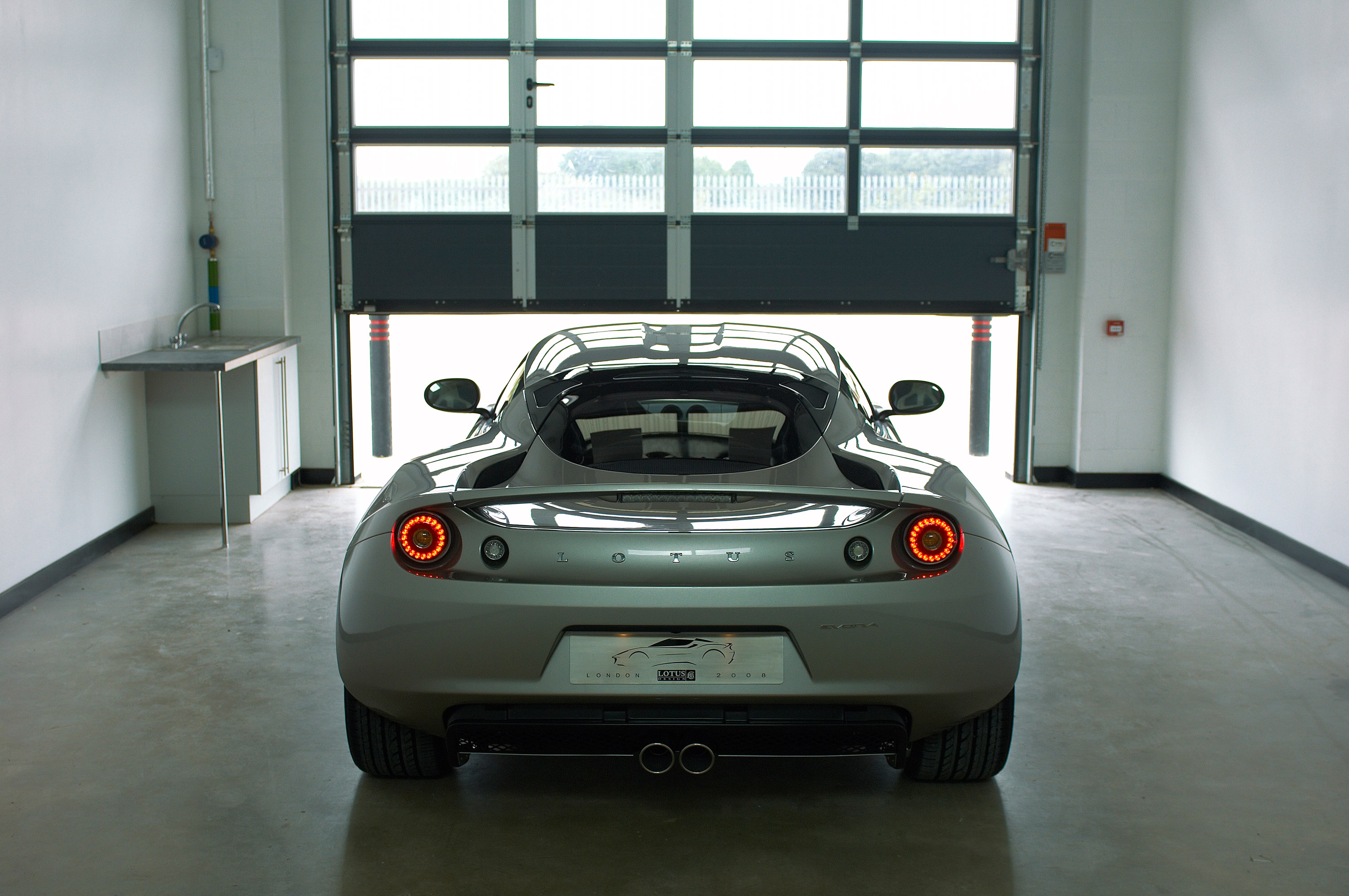 Lotus Evora 2+2