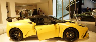 Lotus Evora GTE Frankfurt (2011) - picture 4 of 6