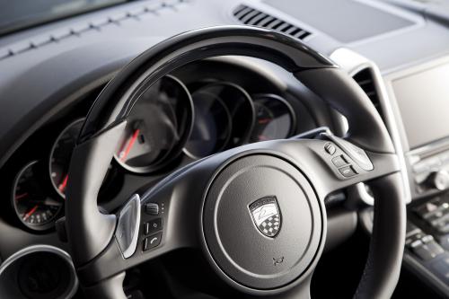 LUMMA Porsche Cayenne CLR 558 GT (2011) - picture 17 of 19