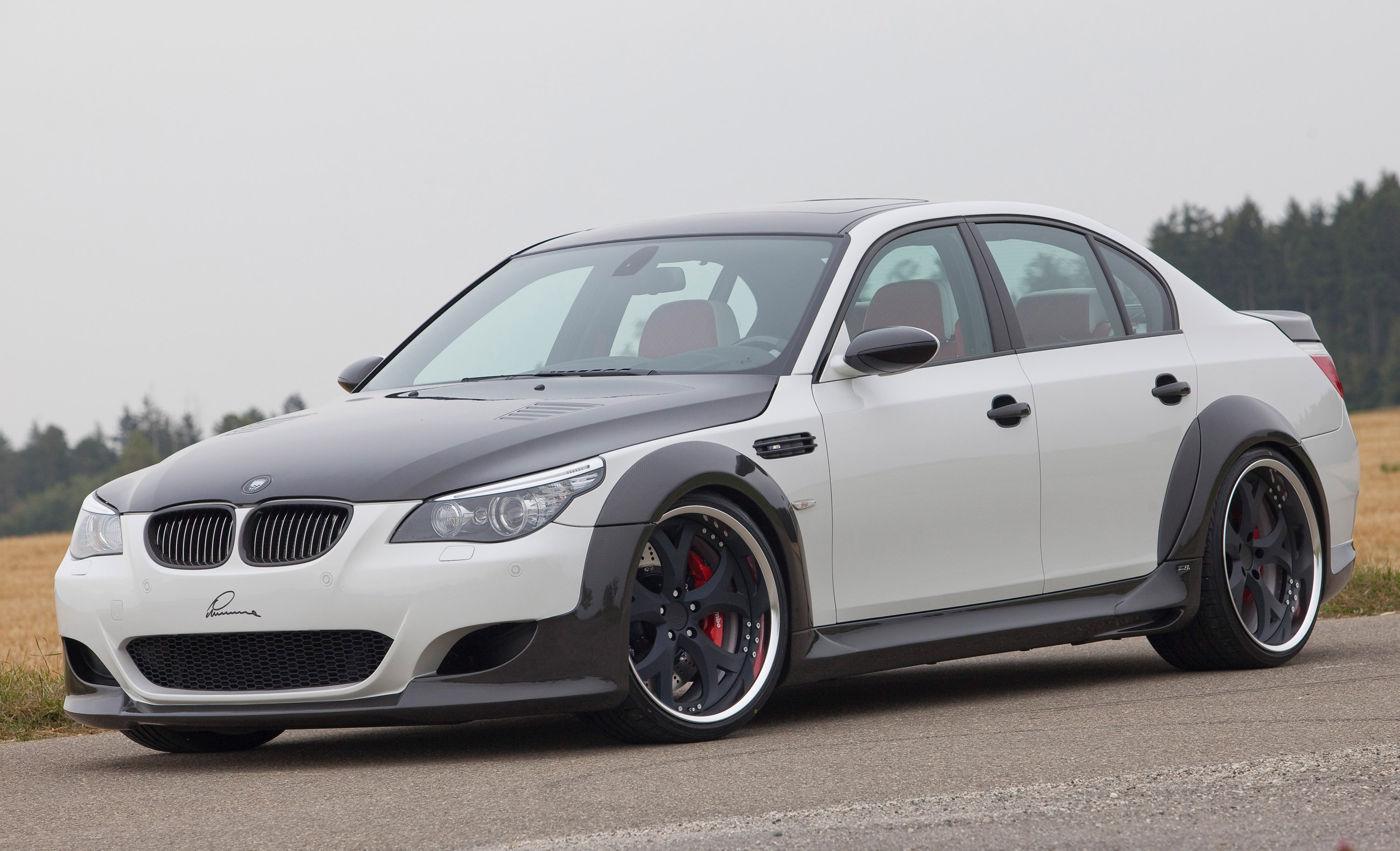 LUMMA BMW M5 CLR 730 RS