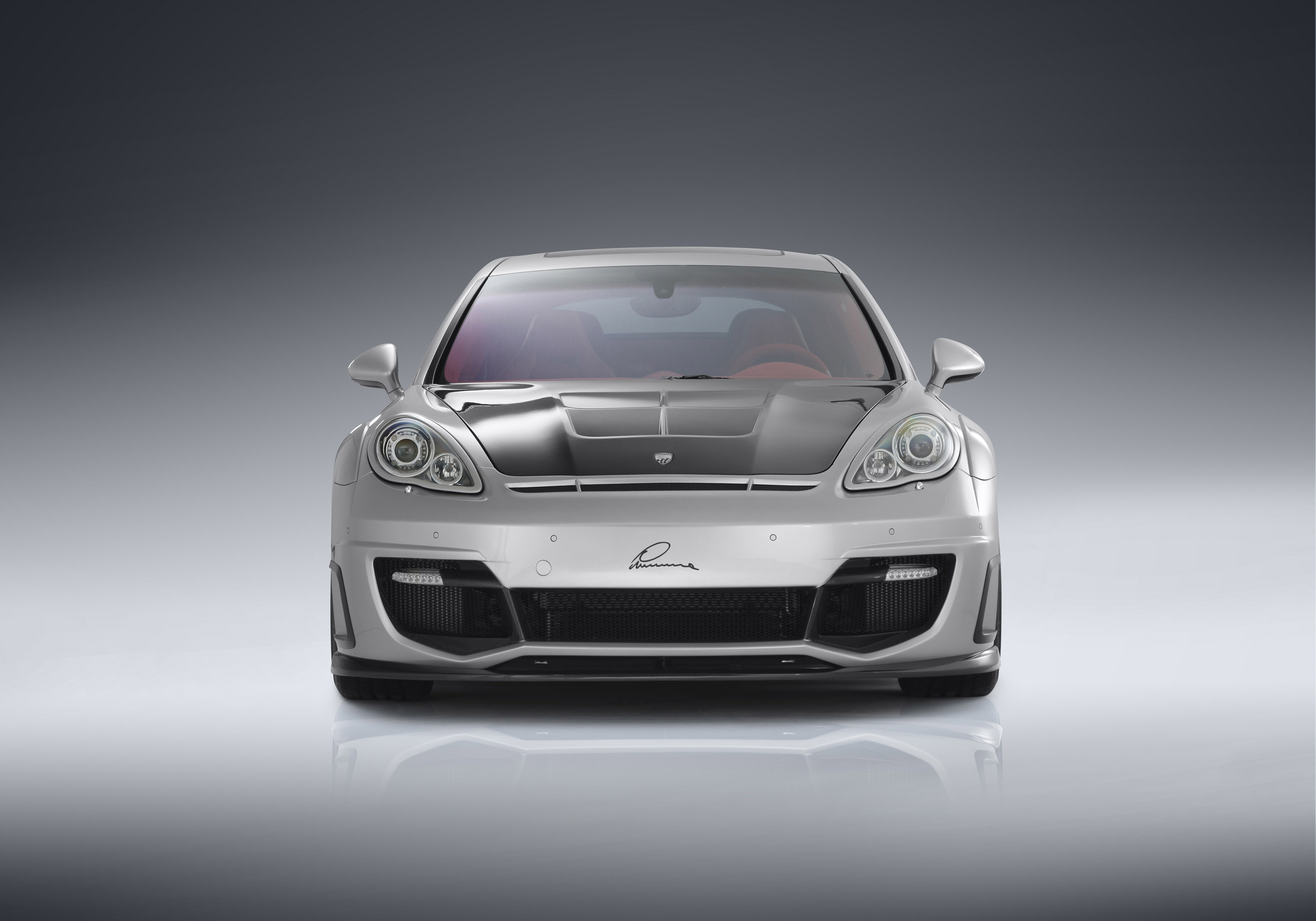 LUMMA Design Porsche Panamera CLR 700 GT