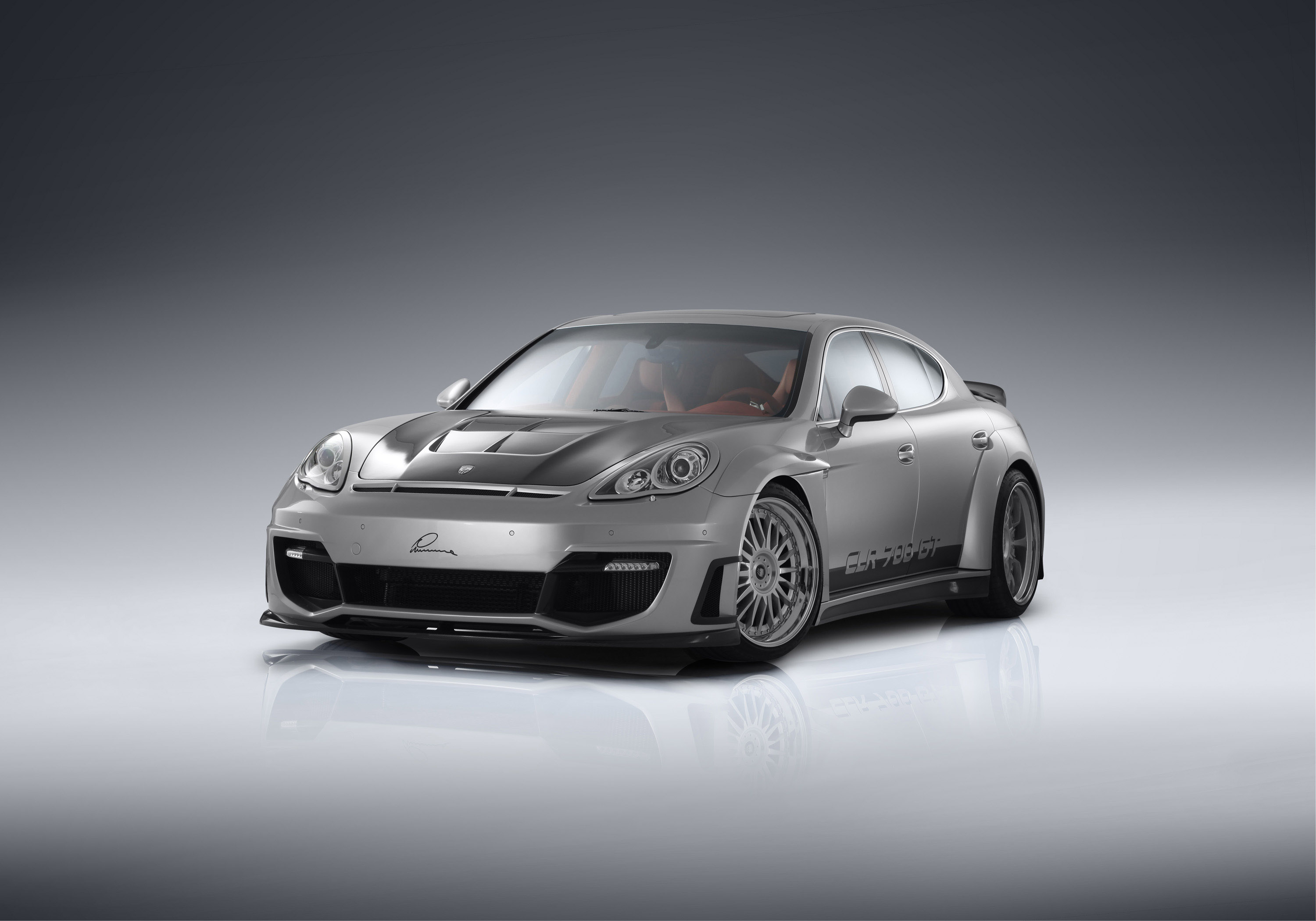 LUMMA Design Porsche Panamera CLR 700 GT