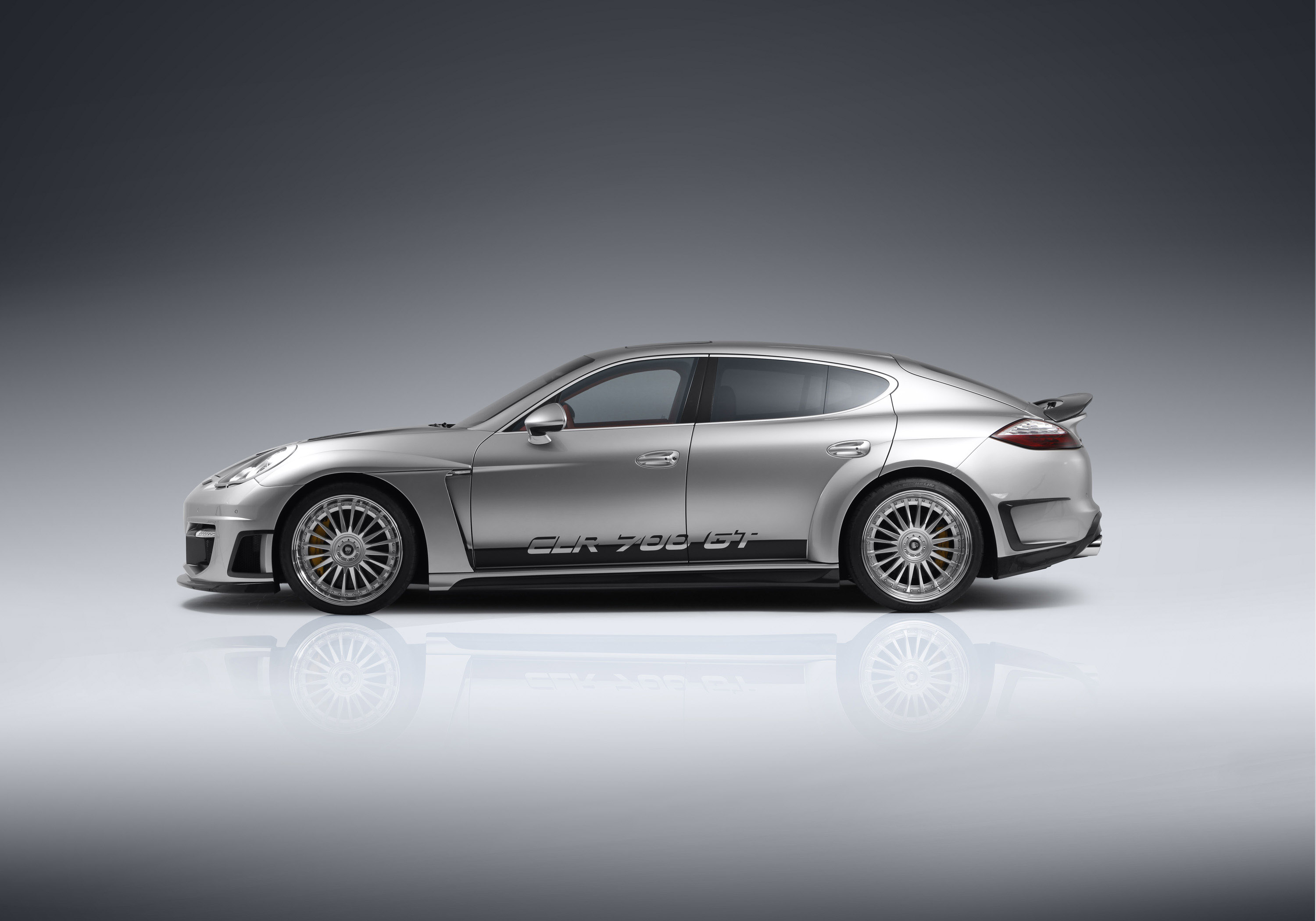 LUMMA Design Porsche Panamera CLR 700 GT