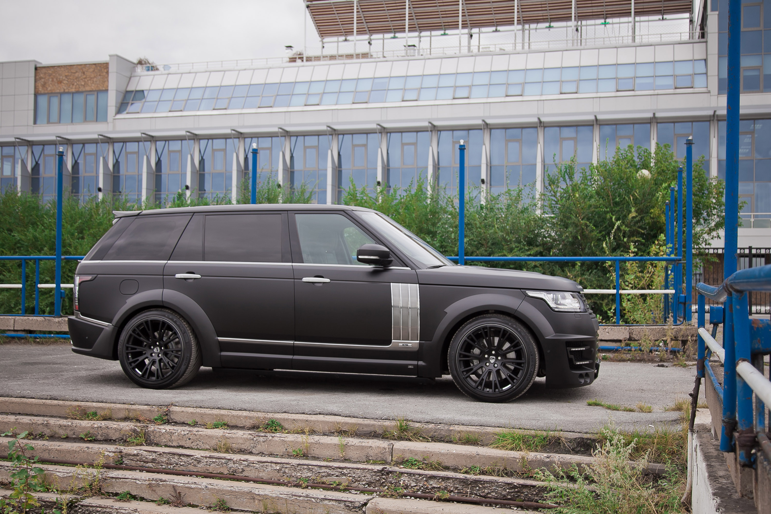 LUMMA Range Rover CLR R