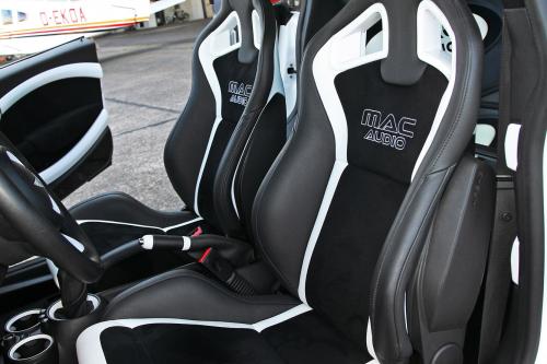 Mac Audio MINI Clubman (2011) - picture 16 of 17