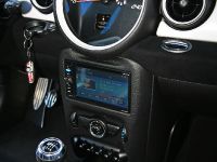 Mac Audio MINI Clubman (2011) - picture 14 of 17