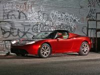 Magna sues Tesla over unpaid bill (2008)