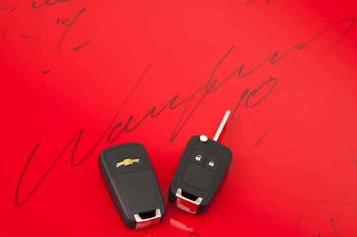 Manchester United Chevrolet Trax (2013) - picture 9 of 9