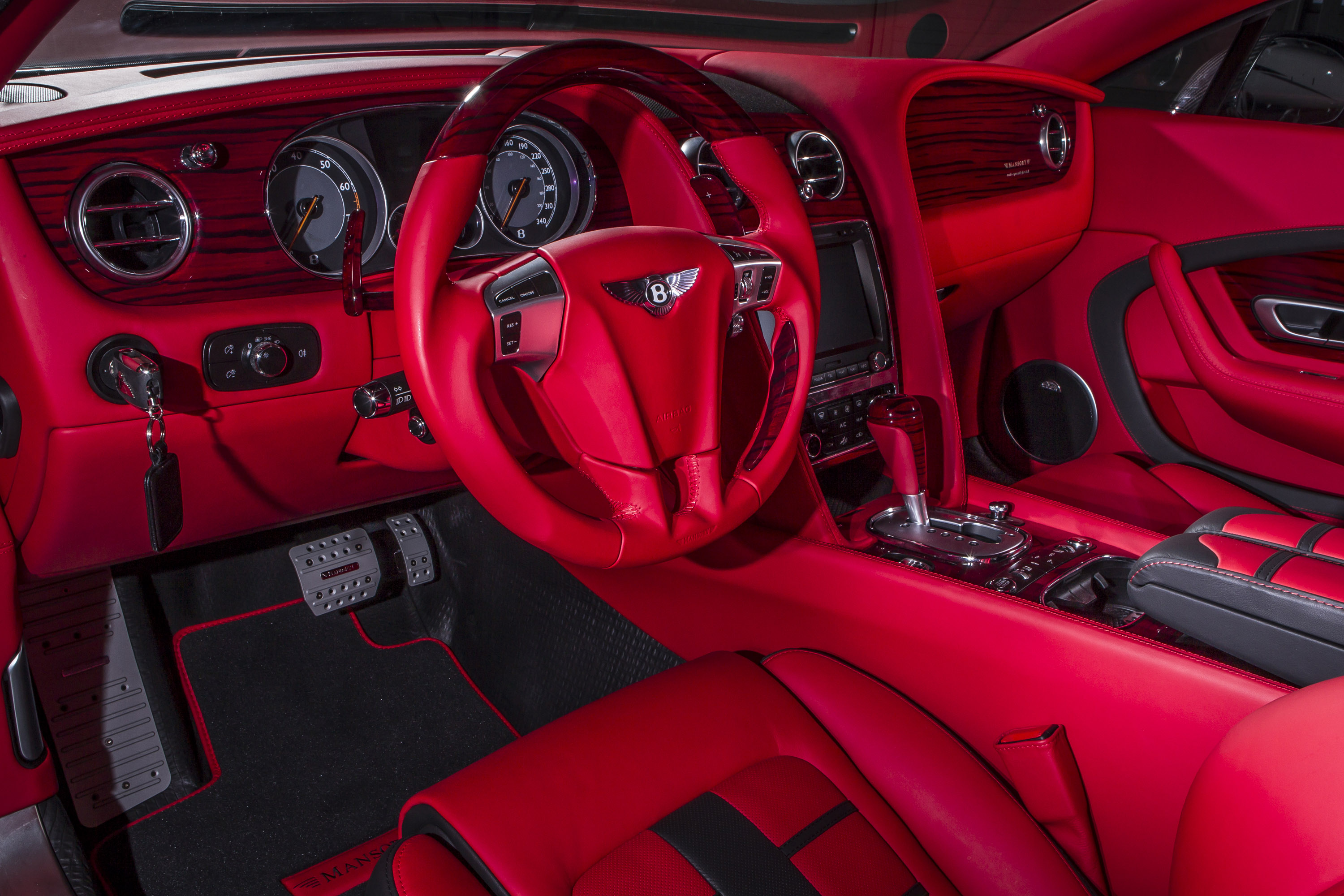 Самый красивый салон. Bentley Continental gt красный салон. Bentley Continental gt 2013 Interior. Бентли Континенталь gt. Bentley Continental gt Mansory.