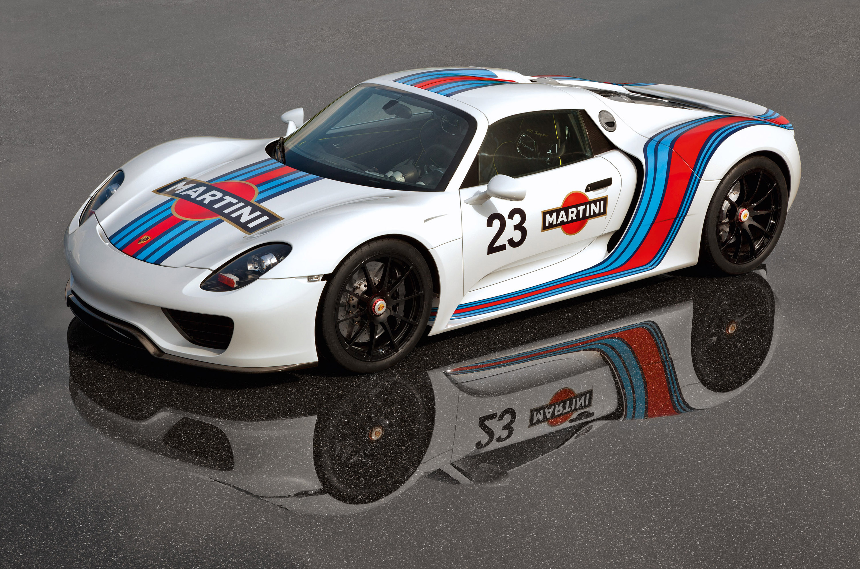 Martini Porsche 918 Spyder