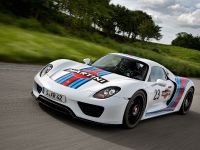 Martini Porsche 918 Spyder (2013) - picture 1 of 4