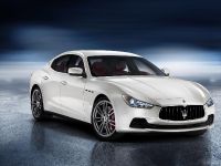 Maserati Ghibli (2013) - picture 1 of 3