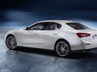 Maserati Ghibli (2013) - picture 2 of 3