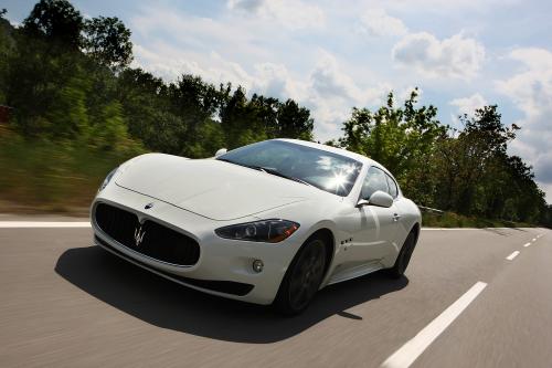 Maserati Gran Turismo S Automatic Sport Pack (2011) - picture 1 of 4