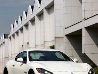 Maserati Gran Turismo S Automatic Sport Pack (2011) - picture 3 of 4