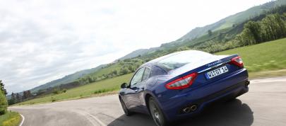 Maserati GranTurismo S Automatic (2010) - picture 20 of 40