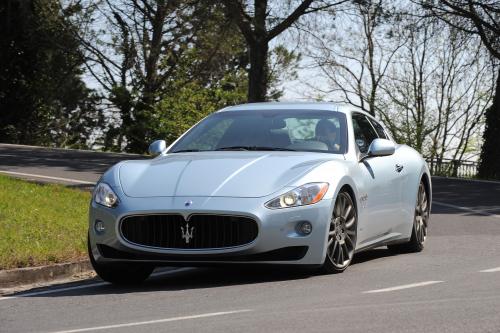Maserati GranTurismo S Automatic (2010) - picture 32 of 40