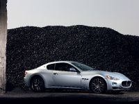 Maserati GranTurismo S Automatic (2010) - picture 6 of 40