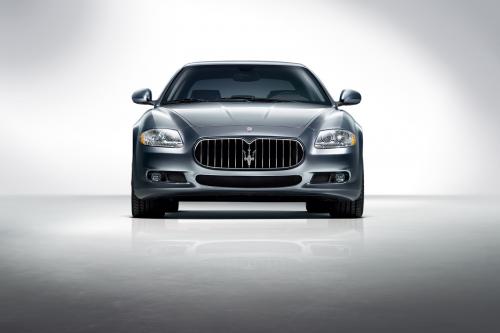 Maserati Quattroporte (2009) - picture 1 of 3