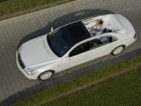 Maybach Landaulet (2009) - picture 3 of 6